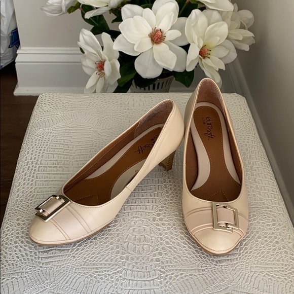 Eurosoft by Sofft low pumps cream nude - Picture 1 of 8